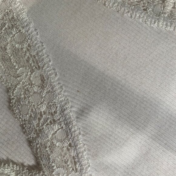 Vintage Cropped Ribbed Tank Top - Picture 6 of 7